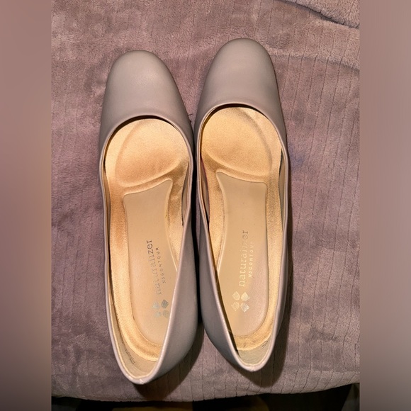 Taupe Naturalizer Heels - Picture 2 of 4